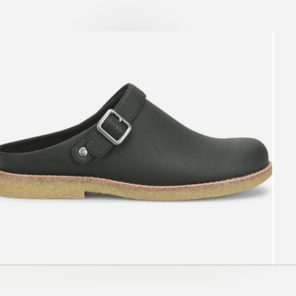 BOC Womens  Black Slip-On Clogs